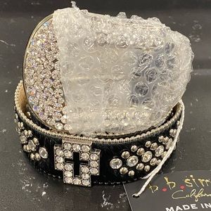 BLACK/SILVER CROSSES